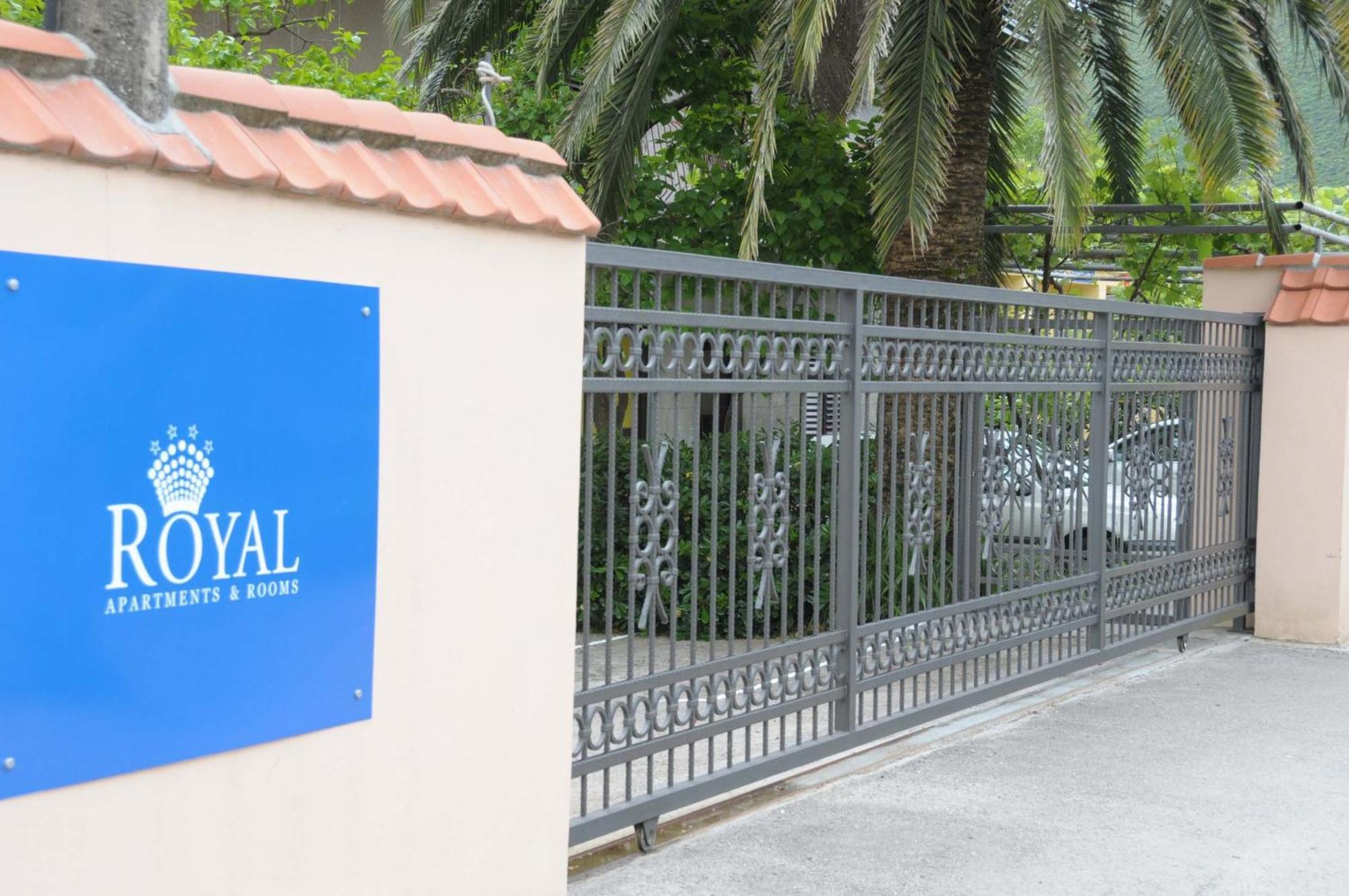 Apartments Royal 부드바 외부 사진
